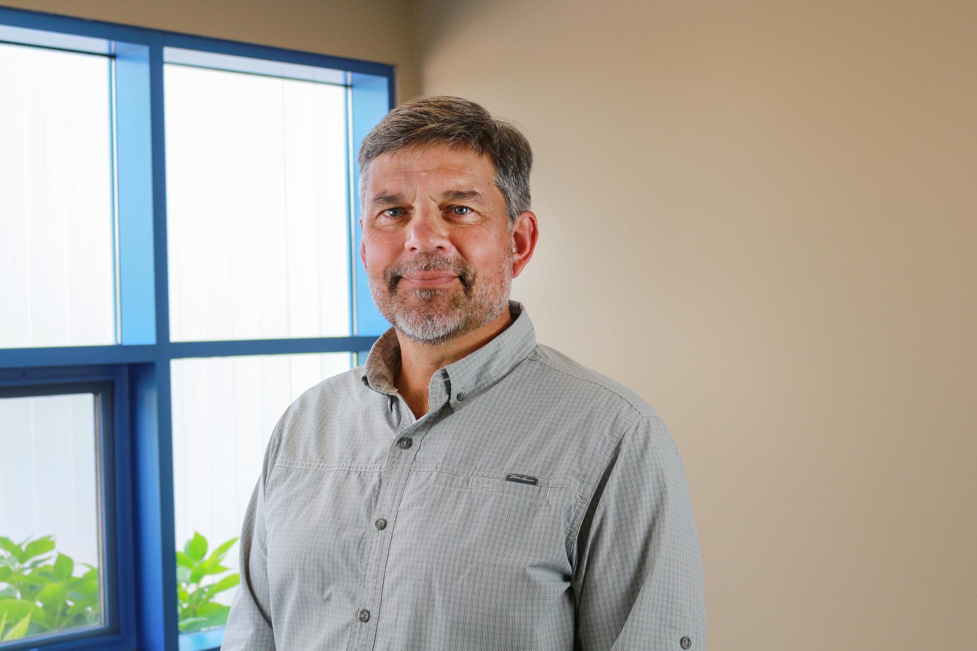 Headshot of Dave Riemer